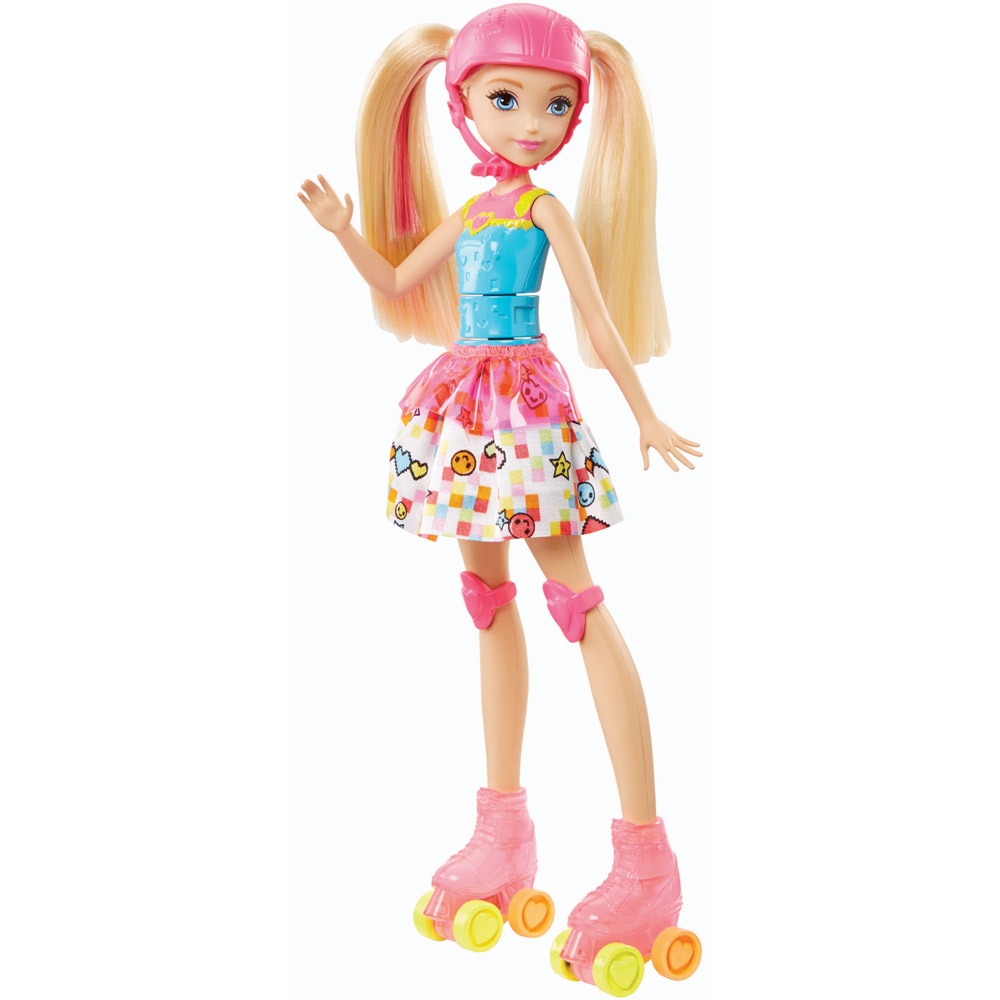 DTW17-Barbie-Video-Game-Hero-Fashion-Doll-Light-Up-Skates-1