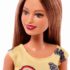 Barbie papusa clasica satena si cu rochita galbena