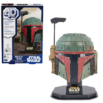4D Puzzle: «Casca lui Boba Fett», seria «Star Wars», 93 el. Intră în universul captivant Star Wars cu puzzle-ul colecționabil 4D "Casca lui Boba Fett". Acest set este o alegere extraordinară pentru fanii sagăi spațiale și un obiect decorativ perfect pentru casă. Puzzle-ul include 93 de piese tăiate cu laser, care se asamblează fără foarfecă — doar introdu-le una în cealaltă urmând instrucțiunile pas cu pas, ilustrate color. Casca asamblată, cu înălțimea de 20,5 cm, vine cu un suport inclus, perfect pentru expunere.Caracteristici: 	Detalii autentice: Creează o replică fidelă a căștii lui Boba Fett, vânătorul de recompense legendar din universul Star Wars. 	Model de colecție: Potrivit pentru copii de la 12 ani și adulți, fiind un cadou excelent de ziua de naștere sau de Crăciun. 	Montaj simplu: Piesele se extrag cu ușurință, iar pentru asamblare nu sunt necesare foarfeca — doar asamblează piesele. Lipiciul este inclus în set.Un cadou ideal pentru fanii adevărați Star Wars, care aduce un colț din galaxie chiar la tine acasă.