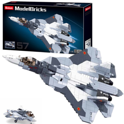 Set de construcție „Avion reactiv de vânătoare 2 în 1”, gri, 1530 elem. Setul de construcție de la Sluban Model Bricks „Avion reactiv de vânătoare 2 în 1”, vă permite să asamblați un model avia realist. Setul include 1 minifigurină.  Piesele din plastic sunt de înaltă calitate, toate elementele designului se unesc în mod fiabil între ele și pot fi demontate ușor. Setul este compatibil cu modele de construcție de la producători mondiali, inclusiv Lego. 	Număr de piese: 1530 	Copilul nu numai că se va bucura de procesul de asamblare, dar se va putea juca și cu modelul finisat. 	Lungimea modelului asamblat: I 22,8 сmII 45,2 сmConstructorul este o jucărie educațională minunată. Un set bun de construcție pentru copii deschide spațiu pentru creativitate, oferă copilului posibilitatea de a-și arăta abilitățile și ajută la dezvoltarea acestora. Produsul este fabricat din plastic ecologic și respectă standardele sanitare și tehnice și standardele de calitate.Setul de construcție Sluban este un cadou minunat pentru un copil. Asamblarea unui set de construcție este o activitate fascinantă atât pentru băieți, cât și pentru fete. Un copil poate construi o mașină, un castel sau o fortăreață cu propriile mâini și apoi să se joace cu ele. Seturile de la producătorul Sluban dezvoltă gândirea logică și percepția tridimensională a copilului