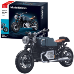 Конструктор “Мотоцикл R9MS”, масштаб 1:12, 191 элем. Конструктор Sluban Model Bricks “Мотоцикл R9MS”, позволит собственными руками собрать реалистичную модель мотоцикла. Детали изготовленных из высококачественной пластмассы, все элементы конструктора надёжно соединяются между собой и разбираются без особого труда. Набор совместим с моделями конструкторов мировых производителей, в том числе с Лего.  	Количество деталей: 191 	Длина собранной модели: 15,7 см 	Ребенок не только насладится процессом сборки, но и сможет поиграть с готовой моделькой.Конструктор – прекрасная развивающая игрушка. Хороший детский конструктор открывает простор для творчества, дает ребенку возможность проявить свои способности и помогает развивать их. Изделие изготовлено из экологического пластика, соответствует санитарно-техническим нормам и стандартам качества.Конструктор Sluban – это прекрасный подарок для ребенка. Собирать конструктор – увлекательное занятие, как для мальчика, так и для девочки. Ребенок может построить своими руками машинку, замок или крепость и потом играть с ними. Конструкторы производителя Sluban развивают логическое мышление и объемное восприятие ребенка.