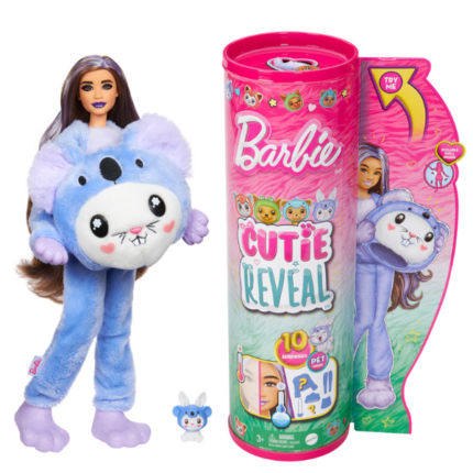 Кукла Barbie Cutie Reveal «Кролик в плюшем костюме в образе коалы» Набор "Cutie Reveal" Barbie с 10 сюрпризами в 1 упаковке подарит самые незабываемые моменты распаковки с плюшевыми друзьями-зверушками, модными нарядами и веселыми перевоплощениями!Распакуйте коробку, чтобы найти очаровательного кролика в плюшевом костюме коалы - так мило!Поднимите голову костюма и откройте куклу Барби с длинными каштановыми волосами с фиолетовыми прядями, подвижными суставами и блестящими деталями лица!Откройте 4 пакетика с сюрпризами, чтобы найти дополнительную одежду и аксессуары: стильную пару обуви, забавную сумочку с дельфином, расческу, очки и волшебную мини-игрушку. Дети могут наряжать и украшать куклу Barbie - если вывернуть верхнюю часть костюма, он превратится в удлиненную флисовую куртку с пальмовым принтом. Из головы костюма легко можно сделать кроватку для любимого мини-зверюшки!Используйте ледяную и теплую воду, чтобы соответственно проявить или убрать макияж с лица куклы Barbie, а также чтобы "открыть" и "закрыть" глаза мини-любимца - повторяйте это снова и снова!Этот немного забавный, но удивительно теплый и нежный подарок подходит для девочек, особенно для тех, кто любит милые сюрпризы!Этот невероятно милый, но веселый и теплый подарок подойдет для девочек, особенно ценящих милые сюрпризы!