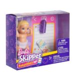 Papusa Barbie «Baby» (as). Mattel Barbie Set "Bebelus" (in asort)Joaca primele momente din viata cu ajutorul setului Barbie "Bebelus", care include un copil fermecator si accesorii: un scutec, un prosop si o sticla pentru hrana.Acum copiii pot fi an rolul de Dadaca, de exemplu, schimband scutecul copilului.Un prosop cu un model colorat sub forma unui animal va ajuta la ingrijire.Fiecare papusa arata special pentru jocuri si povesti interesante.Colectioneaza toate papusile Barbie "Bebelus" cu accesorii din magazinele KIDSCO pentru a diversifica posibilitatile!Setul contine: Papusa bebelus, paturica, biberon.Dimensiune papusa: 6 cmVarsta recomandata: 3 ani +