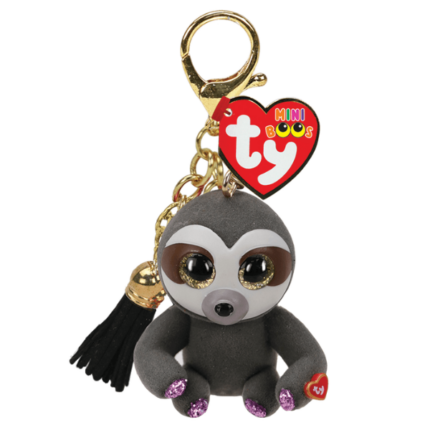 Breloc — leneș gri Dangler 10 cm (Mini boo clip) Dangler, micuțul leneș gri, trăiește în stilul „încet și constant”. Cu o atmosferă relaxată și ochi somnoroși, Dangler este companionul perfect pentru cei care se bucură de un stil de viață liniștit. Prinde acest leneș de tine și lasă vibrațiile calme să te însoțească oriunde! 	Pictat manual și acoperit cu culori vibrante mate, fluorescente și irizante 	Accente texturate Super Sparkle și ochi sclipitori Beanie Boo 	Include inimioara oficială Ty cu data nașterii 	Recomandat doar pentru curățare la suprafațăZiua de naștere: 22 februariePoezie:Mă vei găsiSus în copaci,Stau agățat cu capul în josȘi mă leagăn în adiere.