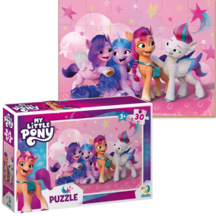 Puzzle «Prieteni noi», seria My Little Pony, 30 elem. Bine ați venit în lumea puzzle-urilor!Vă prezentăm în atenția dumneavoastră un puzzle fascinant "Prieteni noi" din seria "My Little Pony". În acest puzzle de 30 de piese îi veți întâlni pe cei mai buni prieteni, care pleacă într-o aventură magică - pentru a aduce magia în orașul lor natal. Câte lucruri interesante li se vor întâmpla pe drumul spre visul lor! Cu siguranță vor avea nevoie de ajutorul copiilor care adoră filmul de desene animate "My Little Pony: The New Generation".Puzzle-urile noastre de 30 de piese sunt perfecte pentru copiii începând cu vârsta de 3 ani.Sunt viu colorate, realizate din carton dens și ușor de jucat. Puzzle-urile nu sunt doar o distracție, ci și o ocazie excelentă pentru copii de a învăța cuvinte noi, de a-și dezvolta imaginația și de a învăța despre aventurile uimitoare ale poneilor. Oferiți-i micuțului dvs. momente luminoase și interesante cu puzzle-urile noastre!