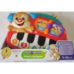 Fisher-Price Пианино Умного щенка (рум-англ.) Mattel Fisher-Price "Пианино умного щенка" (рум-англ)Веселая и умная игрушка Fisher Price пианино "Щенок" с музыкальными и световыми эффектами, будет развлекать Вашего малыша. С ним малыш выучит цифры, приветствия, названия животных и их звуки, первые слова нa английском языке, и просто порадуется игрой на пианино. У пианино Fisher Price три режима: учебный, музыкальный и двуязычный (румынский-англицский). Игрушка развивает интеллектуальные и творческие способности ребенка, воображение, звуковосприятие и мелкую моторику. Материал: высококачественный пластик. Требуются батарейки: 3 шт. типа АА (включены)[embed]https://www.youtube.com/watch?v=AhnBZqUKzBE[/embed]