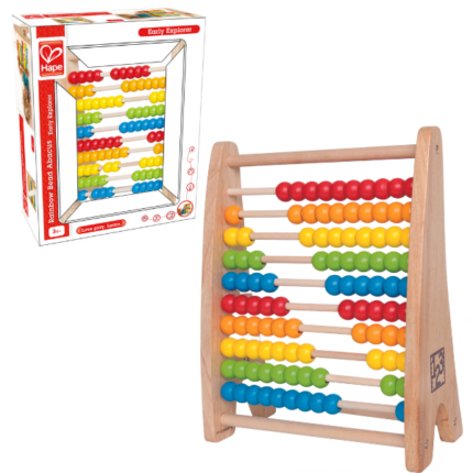 Деревянные счеты «Радуга» Яркие и красочные деревянные счеты Hape Rainbow Bead Abacus — классическая игрушка для обучения ребенка основам математики. Благодаря разноцветным бусинам, ребенок легко освоит счет, сложение и вычитание, а также разовьет логическое мышление и мелкую моторику.Особенности: 	10 рядов с разноцветными бусинами для обучения счету. 	Классический дизайн, вдохновленный традиционными счетами. 	Развивает математические навыки, координацию рук и глаз. 	Безопасные натуральные материалы, нетоксичные краски. 	Подходит для детей от 3 лет.