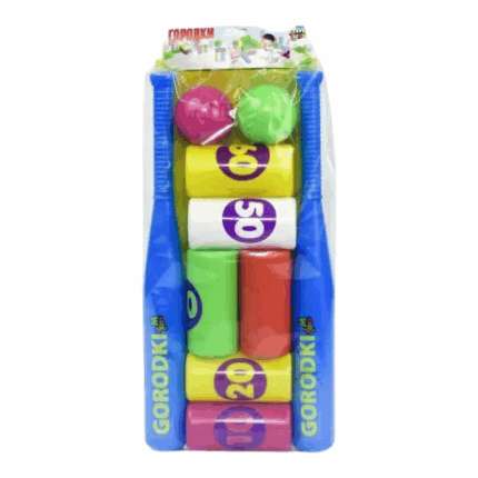 Set de joacă «Orășele», 8 buc. Este bine cunoscut faptul că majoritatea jocurilor pentru copii sunt inspirate din activitățile recreative ale adulților, iar jocul clasic și fascinant „Orășele” nu face excepție.Acest joc îi va captiva nu doar pe copiii mici, ci și pe adulți. Dimensiunile reduse și greutatea mică ale tuturor elementelor îl fac potrivit pentru copiii începând cu vârsta de 3 ani. Toate componentele setului de joc sunt complet sigure pentru copii, fără colțuri ascuțite sau piese care ies în afară. Materialul folosit este de cea mai bună calitate și absolut inofensiv. Setul de joc este creat în conformitate cu toate normele igienice, este ușor de curățat, ceea ce îl face ideal pentru joacă atât în interior, cât și în aer liber.