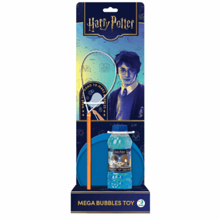 Baloane de săpun «Mega Bubbles» seria Harry Potter, 450 ml Creează baloane uriașe cu setul „Mega Bubbles”! Setul conține 450 ml de soluție specială și o farfurie practică pentru înmuiere. Perfect pentru joacă în aer liber – copiii vor fi încântați de baloanele mari și rezistente. Disponibil în modele variate (asortate).Caracteristici: 	Volum mare: 450 ml 	Include farfurie pentru utilizare ușoară 	Recomandat copiilor de la 3 ani 	Soluție sigură și non-toxică