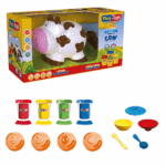 Весёлый набор для лепки: Корова Play-Toys Весёлый набор для лепки: Корова – это увлекательный набор для творчества, который идеально подходит для детей от 3 лет. Набор включает 4 ярких цвета пластилина по 55 г, а также фигурки, инструменты и формочки для лепки. С этим набором дети смогут создавать свои собственные креативные работы в форме коровы и других фигурок.Состав набора: 	4 баночки пластилина по 55 г (красный, жёлтый, зелёный, синий); 	4 различные формочки; 	Инструменты для лепки; 	Игрушка-корова, которая служит прессом для пластилина.Польза для ребёнка: 	Развитие мелкой моторики; 	Стимуляция креативности и воображения; 	Обучение работе с цветами и формами; 	Улучшение координации рук и глаз.