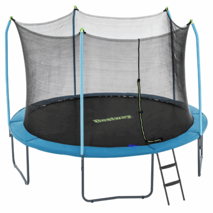 Bestway Батут пружинный с защитой Xtreme Air, 366 x 278 см, до 100кг Подарите своему ребенку часы смеха и радости во дворе с долговечным и надежным батутом Bestway® Xtreme Air™  Этот просторный батут идеально подходит для детей от 6 лет, обеспечивая безопасные прыжки благодаря цельной сетчатой стенке без зазоров, удобному входу на молнии с пряжками и прочным стойкам с мягкими поролоновыми накладками.Простая и быстрая установкаБатут Xtreme Air поставляется с полным комплектом для сборки, включая запатентованный инструмент QuickSpring™, который значительно упрощает процесс натяжения пружин. Опоры оснащены болтовыми соединениями и подпружиненными штифтами, что ускоряет монтаж.Прочность и устойчивость к погодным условиямКаркас изготовлен из оцинкованной стали с порошковым покрытием, защищающим от коррозии и ржавчины. Батут оснащен стойкой к атмосферным воздействиям сеткой, прочной пружинной подкладкой и износостойким ковриком для прыжков, что обеспечивает долгий срок службы.Основные характеристики 	Устойчивые к УФ-излучению материалы продлевают срок эксплуатации. 	Цельная сетка без зазоров с L-образным входом на молнии и пряжками. 	Инструмент QuickSpring™ для удобной и быстрой установки. 	Установка занимает в два раза меньше времени (по сравнению с аналогичными изделиями). 	Прочные поролоновые накладки на ножках для дополнительной амортизации и безопасности. 	Лестница высотой 81 см для удобного доступа. 	70 оцинкованных пружин обеспечивают отличную упругость и поддержку.Комплектация1 батут, 1 инструмент для натяжения пружин, 5 анкеров, 10 накладок на ножки, 1 лестница.