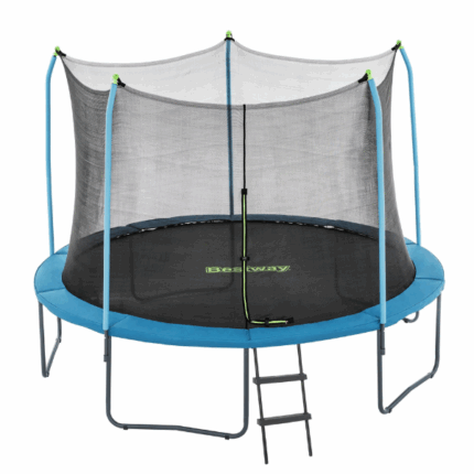 Bestway Батут пружинный с защитой Xtreme Air, 366 x 278 см, до 100кг Подарите своему ребенку часы смеха и радости во дворе с долговечным и надежным батутом Bestway® Xtreme Air™  Этот просторный батут идеально подходит для детей от 6 лет, обеспечивая безопасные прыжки благодаря цельной сетчатой стенке без зазоров, удобному входу на молнии с пряжками и прочным стойкам с мягкими поролоновыми накладками.Простая и быстрая установкаБатут Xtreme Air поставляется с полным комплектом для сборки, включая запатентованный инструмент QuickSpring™, который значительно упрощает процесс натяжения пружин. Опоры оснащены болтовыми соединениями и подпружиненными штифтами, что ускоряет монтаж.Прочность и устойчивость к погодным условиямКаркас изготовлен из оцинкованной стали с порошковым покрытием, защищающим от коррозии и ржавчины. Батут оснащен стойкой к атмосферным воздействиям сеткой, прочной пружинной подкладкой и износостойким ковриком для прыжков, что обеспечивает долгий срок службы.Основные характеристики 	Устойчивые к УФ-излучению материалы продлевают срок эксплуатации. 	Цельная сетка без зазоров с L-образным входом на молнии и пряжками. 	Инструмент QuickSpring™ для удобной и быстрой установки. 	Установка занимает в два раза меньше времени (по сравнению с аналогичными изделиями). 	Прочные поролоновые накладки на ножках для дополнительной амортизации и безопасности. 	Лестница высотой 81 см для удобного доступа. 	70 оцинкованных пружин обеспечивают отличную упругость и поддержку.Комплектация1 батут, 1 инструмент для натяжения пружин, 5 анкеров, 10 накладок на ножки, 1 лестница.