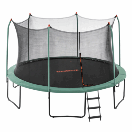 Bestway Батут пружинный с защитой Xtreme Air, 427 х 286 см, до 113кг Детский батут – безопасность, комфорт и радость движения!Поднимите веселье вашего ребенка на новый уровень с детским батутом, который сочетает в себе безопасность, комфорт и незабываемые эмоции от активного отдыха. Этот батут станет любимым местом для игр и развлечений каждого ребенка.Основные характеристики:Безопасность прежде всего 	Прочная конструкция из оцинкованной стали с порошковым покрытием защищает от коррозии и увеличивает срок службы. 	Рама с поролоновыми накладками обеспечивает дополнительную защиту от ударов.Комфорт и удобство использования 	Гибкая и прочная поверхность для прыжков адаптируется к движениям ребенка, обеспечивая плавные и мягкие прыжки. 	Сетчатое ограждение с L-образным входом и застежкой-молнией гарантирует безопасность при прыжках.Легкость сборки 	Упрощенная система пружинных и винтовых соединений позволяет быстро и легко собрать батут, чтобы дети могли скорее приступить к игре.Почему стоит выбрать этот батут?Батут – это не только веселая игра, но и возможность развить координацию движений, чувство равновесия и укрепить мышцы. Это идеальный подарок для активных детей, который принесет массу радости и поможет вести здоровый образ жизни.Технические характеристики: 	Размеры: 427 см x 286 см 	Максимальная нагрузка: 113 кг 	Рекомендуемый возраст: 6+Подарите своему ребенку бесконечные часы веселья и наблюдайте, как он открывает для себя радость движения!