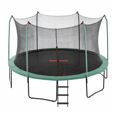 Bestway Батут пружинный с защитой Xtreme Air, 427 х 286 см, до 113кг Детский батут – безопасность, комфорт и радость движения!Поднимите веселье вашего ребенка на новый уровень с детским батутом, который сочетает в себе безопасность, комфорт и незабываемые эмоции от активного отдыха. Этот батут станет любимым местом для игр и развлечений каждого ребенка.Основные характеристики:Безопасность прежде всего 	Прочная конструкция из оцинкованной стали с порошковым покрытием защищает от коррозии и увеличивает срок службы. 	Рама с поролоновыми накладками обеспечивает дополнительную защиту от ударов.Комфорт и удобство использования 	Гибкая и прочная поверхность для прыжков адаптируется к движениям ребенка, обеспечивая плавные и мягкие прыжки. 	Сетчатое ограждение с L-образным входом и застежкой-молнией гарантирует безопасность при прыжках.Легкость сборки 	Упрощенная система пружинных и винтовых соединений позволяет быстро и легко собрать батут, чтобы дети могли скорее приступить к игре.Почему стоит выбрать этот батут?Батут – это не только веселая игра, но и возможность развить координацию движений, чувство равновесия и укрепить мышцы. Это идеальный подарок для активных детей, который принесет массу радости и поможет вести здоровый образ жизни.Технические характеристики: 	Размеры: 427 см x 286 см 	Максимальная нагрузка: 113 кг 	Рекомендуемый возраст: 6+Подарите своему ребенку бесконечные часы веселья и наблюдайте, как он открывает для себя радость движения!