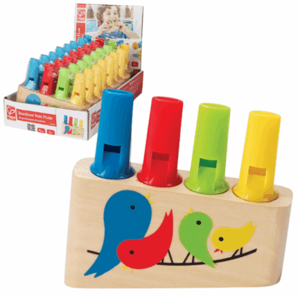 Flaut — Curcubeu Începeți să creați muzica proprie cu acest flaut curcubeu colorat! Instrumentul muzical este perfect pentru mâinile mici ale copiilor, ajutându-i să exploreze sunetele și să se bucure de primele lor experiențe muzicale. Designul său viu colorat va atrage atenția micuților muzicieni.Caracteristici: 	Design atractiv în culori curcubeu. 	Ușor de utilizat, ideal pentru cei mici. 	Dezvoltă percepția muzicală, auzul și motricitatea fină. 	Fabricat din materiale ecologice și vopsele sigure pentru copii. 	Respectă cele mai înalte standarde internaționale de siguranță și calitate: EN71, ISO9001, ASTM F963.Vârstă recomandată: de la 3 ani.Hape este un brand recunoscut pentru jucăriile sale de înaltă calitate, care încurajează învățarea prin joacă.