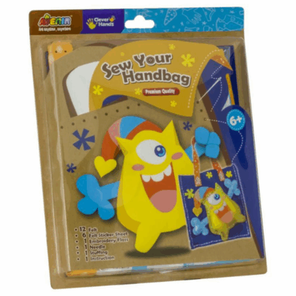 Set de creativitate cu folie termoretractabilă Creează articole originale cu acest set complet: 	4 planșe cu desene pentru colorat; 	8 creioane colorate; 	1 coală de hârtie magnetică; 	1 fișă cu instrucțiuni detaliate.Instrucțiuni de utilizare: 	Decupați piesele și observați cum se micșorează la 1/4 din dimensiunea inițială. 	Introduceți piesele în cuptor timp de 1-3 minute. 	După ce piesele se aplatizează, lăsați-le în cuptor încă 30 de secunde pentru a finaliza procesul.Atenționări importante: 	Utilizați acest produs doar sub supravegherea unui adult. 	Nu scoateți piesele din cuptor înainte ca acestea să fie complet plate, altfel se pot deforma. 	După ce folia termoretractabilă este scoasă din cuptor, va fi flexibilă și fierbinte. Folosiți mănuși pentru a o manipula în siguranță.Dimensiuni ambalaj: 29,8×3,2×22,9 cmAtenție!AVERTISMENT! Conține piese mici care pot fi înghițite. Nu este recomandat copiilor sub 36 de luni. Nu lăsați ambalajele produsului la îndemâna copiilor. Îndepărtați ambalajul înainte de a oferi jucăria copilului. Vă rugăm să supravegheați copilul în timp ce utilizează acest produs. Păstrați instrucțiunile și etichetele pentru referințe viitoare. Depozitați produsul departe de foc, temperaturi ridicate și umiditate.