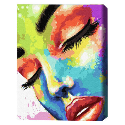 Pictură pe numere 40*50 сm (fără cutie) PREMIUM – Femeie în culori Setul include: 	pânză de bumbac cu o diagramă numerotată a imaginii, pe o ramă de lemn. Toate segmentele sunt pictate suplimentar pentru a se potrivi cu culorile care vor fi folosite pentru a picta pânza 	 3 perii de diferite grosimi 	 vopsele acrilice numerotate 	două sticluțe de lac acrilic, monturi pentru fixare pe perete și un nivel pentru instalarea corectă a picturii pe perete.