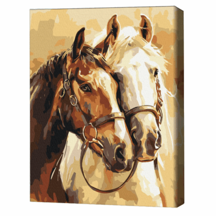 Pictură pe numere 30*40 сm (fără cutie) – Cai nobili Setul include: 	pânză de bumbac cu o diagramă numerotată a imaginii, pe o ramă de lemn 	 3 perii de diferite grosimi 	 vopsele acrilice numerotate 	 monturi pentru fixare pe perete