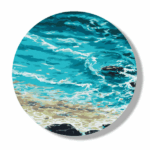 Pictură pe numere D 30 сm (fără cutie) – Ocean Setul include: 	pânză de bumbac cu o diagramă numerotată a imaginii, pe o ramă de lemn 	 3 perii de diferite grosimi 	 vopsele acrilice numerotate 	 monturi pentru fixare pe perete