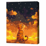 Pictură pe numere 30*40 сm (fără cutie) – O poveste nocturnă a unui pui de tigru Setul include: 	pânză de bumbac cu o diagramă numerotată a imaginii, pe o ramă de lemn 	 3 perii de diferite grosimi 	 vopsele acrilice numerotate 	 monturi pentru fixare pe perete