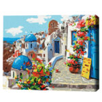 Pictură pe numere 30*40 сm (fără cutie) – Vara în Santorini Setul include: 	pânză de bumbac cu o diagramă numerotată a imaginii, pe o ramă de lemn 	 3 perii de diferite grosimi 	 vopsele acrilice numerotate 	 monturi pentru fixare pe perete