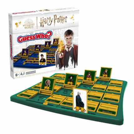 Настольная игра Guess Who? «Гарри Поттер» «Угадай, кто это?» возвращается в лучшем стиле! Наденьте мантии и начинайте игру. На игровом поле — ваши любимые персонажи из серии фильмов о Гарри Поттере. Задавайте вопросы, чтобы угадать, какого персонажа выбрал ваш соперник. В наборе есть удобное игровое поле, которое поможет организовать ваши догадки. «Угадай кто? Гарри Поттер» — это семейная игра для детей от 6 лет. Уровень сложности выбираете вы сами! Попробуйте разные варианты игры!Правила игры:Каждый игрок берёт одну доску с персонажами и откидывает её назад, чтобы открыть все окна. Затем перемешайте карты с загадками. Игроки случайным образом вытягивают по одной карте и кладут её в соответствующее место на своей доске. Игра начинает самый младший. По очереди задавайте вопросы, чтобы узнать персонажа на карте соперника. Вопросы должны подразумевать ответ «ДА» или «НЕТ». После каждого хода игроки исключают неподходящих персонажей, закрывая их на доске. Побеждает тот, кто первым правильно угадает персонажа соперника.Чемпионат Кубка Дома:«5 очков Гриффиндору!» — такой клич приносит звание Мастера. В расширенной версии за каждую выигранную игру даётся 1 очко. Победитель Кубка Дома — тот, кто первым наберёт 5 очков! В игре могут участвовать более 2 игроков, но всем должно быть предоставлено равное количество игр, а результаты фиксируются. Выберите любимый факультет Хогвартса или персонажа и почувствуйте настоящий дух соревнования в Школе Чародейства и Волшебства.Содержание: 	2 игровых поля 	48 карт с персонажами 	24 карты-загадкиХарактеристики: 	Количество игроков: 2 	Возраст: 6+ 	Время игры: около 15 минутВнимание! Не подходит для детей младше 3 лет.