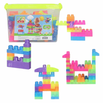 Set de construcție Găleată cu blocuri neon «Play Blox», 133 piese Încurajați creativitatea copilului cu setul de construcție Play Blox! Acest set conține 133 de blocuri colorate în diverse forme, perfecte pentru jocuri imaginative și dezvoltarea abilităților timpurii.Caracteristici: 	133 de blocuri colorate – forme variate pentru construcții creative 	Găleată reutilizabilă – ideală pentru depozitare și transport 	Materiale sigure și durabile – netoxice, potrivite pentru copii de la 1 an 	Beneficii educaționale – dezvoltă motricitatea fină, gândirea logică și coordonarea mână-ochi