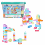 Set de construcție Găleată cu blocuri pastel «Play Blox», 133 piese Încurajați creativitatea copilului cu setul de construcție Play Blox! Acest set conține 133 de blocuri colorate în diverse forme, perfecte pentru jocuri imaginative și dezvoltarea abilităților timpurii.Caracteristici: 	133 de blocuri colorate – forme variate pentru construcții creative 	Găleată reutilizabilă – ideală pentru depozitare și transport 	Materiale sigure și durabile – netoxice, potrivite pentru copii de la 1 an 	Beneficii educaționale – dezvoltă motricitatea fină, gândirea logică și coordonarea mână-ochi