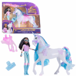 Set de joacă „Academia Unicornilor: Layla și Glacier” Intră în lumea fermecată a «Academiei Unicornilor» alături de Layla și puterniculul ei unicorn Glacier! Inspirat din serialul animat Netflix și cărțile bestseller, acest set oferă ore întregi de aventură și imaginație. 	Figurină Layla de aproximativ 11 cm, cu detalii realiste și 7 puncte de articulație pentru poziții dinamice. 	Unicornul Glacier de circa 12,7 cm, cu semne de „magie înghețată”, coamă albastră, albă și roz și coadă strălucitoare . 	Șa și ham detașabile permit ca Layla să călărească în siguranță și în stil pe Glacier. 	Extinde colecția! Compatibil cu alte personaje Unicorn Academy precum Sofia, Ava, Isabel, Valentina și unicornii lor (se vând separat).Oferă micilor fani ai unicornilor un cadou plin de magie, prietenie și aventură cu setul Layla și Glacier!