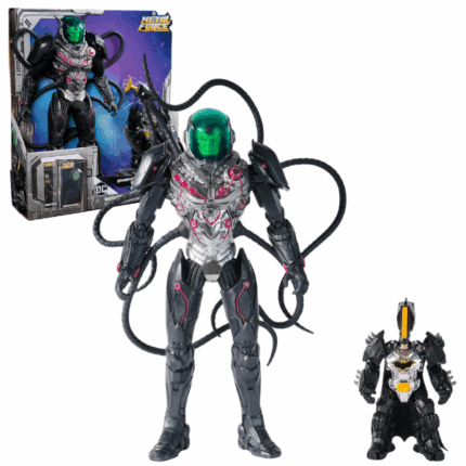 Set figurine «Metal Force: Brainiac vs. Batman» Intră în lupta epică a universului DC cu setul Metal Force: Brainiac vs Batman de la Spin Master! Acest pachet include: 	Figurină Brainiac mare, aproape 30 cm, cu armură metalică și 14 tentacule articulabile, pentru poziții de luptă martiale. 	Figurină mini‑Batman (10 cm) exclusivă, cu 7 poziții articulate, gata de confruntare. 	Carduri metalice de colecție pentru fiecare personaj, aducând profunzime poveștii. 	Finisaj metalic premium, perfect pentru joacă și expunere. 	Articulație avansată: permite poziționări variate – de la bătălii directe la strategii complexe.Recomandat: 4+ aniPerfect pentru cadouri: ideal pentru fanii DC, colecționari și copii pasionați de super‑eroi.