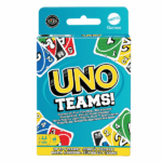 Настольная игра UNO Teams UNO Teams— это новый способ играть в классическое UNO! Теперь вы можете объединиться в пары и соревноваться против других команд. Все привычные правила сохраняются: нужно подбирать карты по цвету, числу или символу, но чтобы победить, оба игрока из команды должны избавиться от всех своих карт.В игре есть специальные карты, такие как «Дикая Командная Игра» и «Дикие 4 для команды», которые помогают вам работать в паре. А карта с символом передачи позволяет отдать одну карту своему напарнику!Если один из игроков сбрасывает все свои карты, он берет половину карт партнёра и продолжает игру. Не забудьте — когда у вас или у вашего партнёра остаётся одна карта, кричите «УНО!».Идеально для весёлого командного отдыха с друзьями и семьёй.