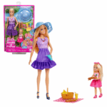 Кукла Barbie «Малибу и Челси», с аксессуарами Отправляйтесь на пикник вместе с Barbie «Малибу» и её младшей сестрой Челси! Этот яркий набор из серии Barbie Family & Friends приглашает детей разыграть сцены дружбы, веселья и семейного отдыха. В комплект входят куклы и 9 тематических аксессуаров — модные аксессуары, корзинка, еда, напитки и плед для пикника!Создавайте любимые истории или придумывайте новые — ведь с Barbie всегда весело!Особенности: 	В наборе 2 куклы: Barbie «Малибу» и Челси 	9 тематических аксессуаров для пикника 	Модные детали образов и корзинка с едой 	Подходит для сюжетной и ролевой игры 	Совместимо с другими наборами серии Barbie Family & Friends 	Куклы не могут стоять без опоры